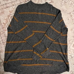 American Eagle jegging fit sweater